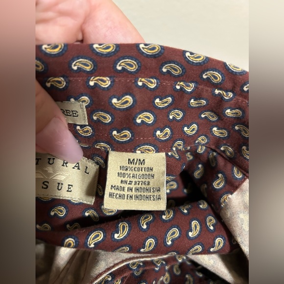 Natural Issue brown paisley w/ small paisleys long sleeve button up- size med - Picture 6 of 7